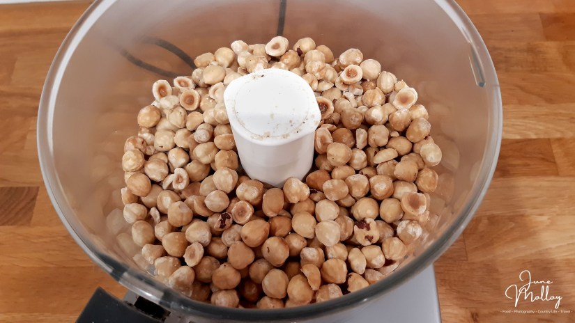 Homemade Nutella | www.junemolloy.com