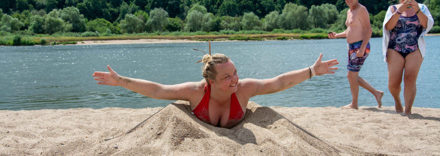 Nemunas Beach | www.junemolloy.com